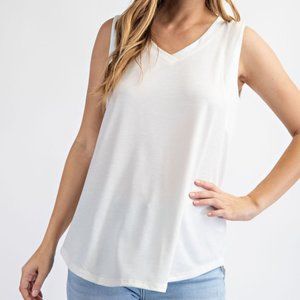 V NECKLINE SLEEVELESS TANK TOP - White